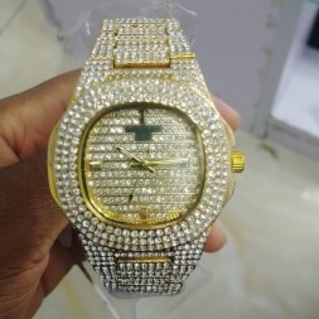 Unique Gold Diamonds High Quality Watch 